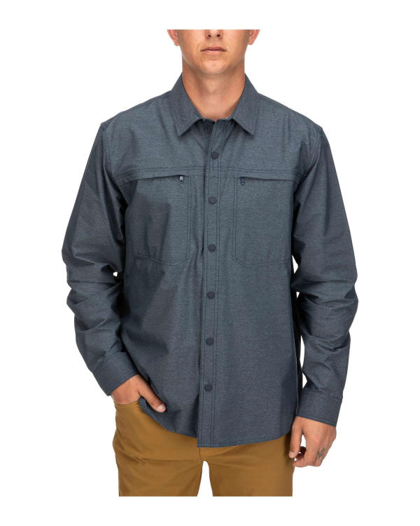 Simms Prewett Stretch Woven LS Shirt Dark Moon Model Simms Prewett Stretch Woven LS Shirt Dark Moon Model